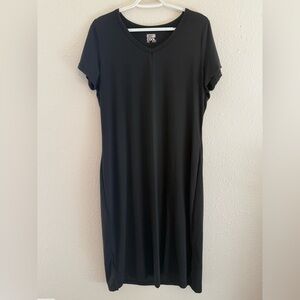 32 Degrees Black Short Sleeve Women’s Cool T-Shirt Dress